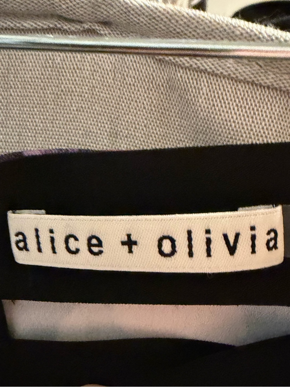 Alice + Olivia Black Floral Bootcut Pants Botanical Black - Picture 9 of 11
